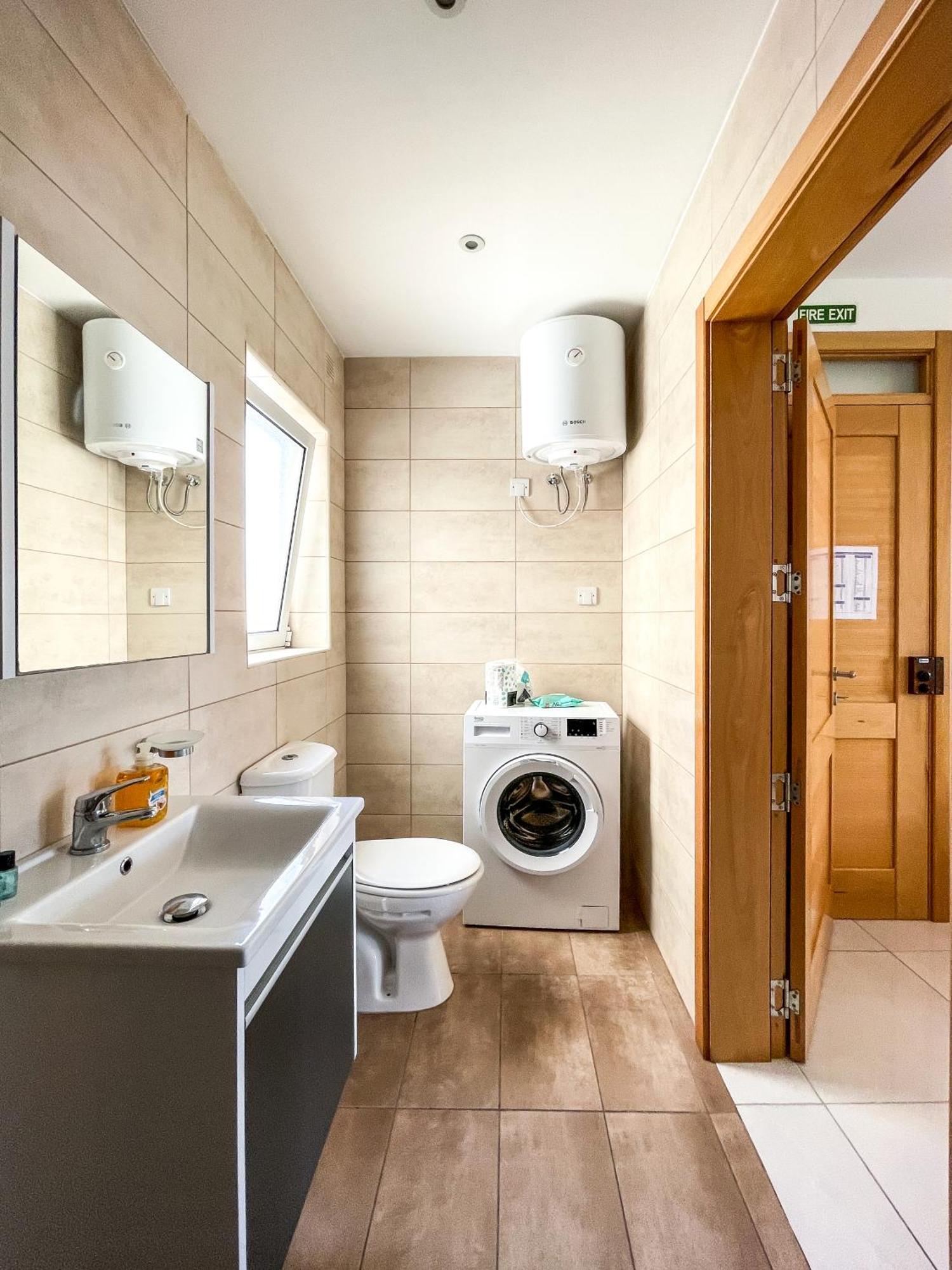 Msida Central Suites - Emmnic Court エクステリア 写真